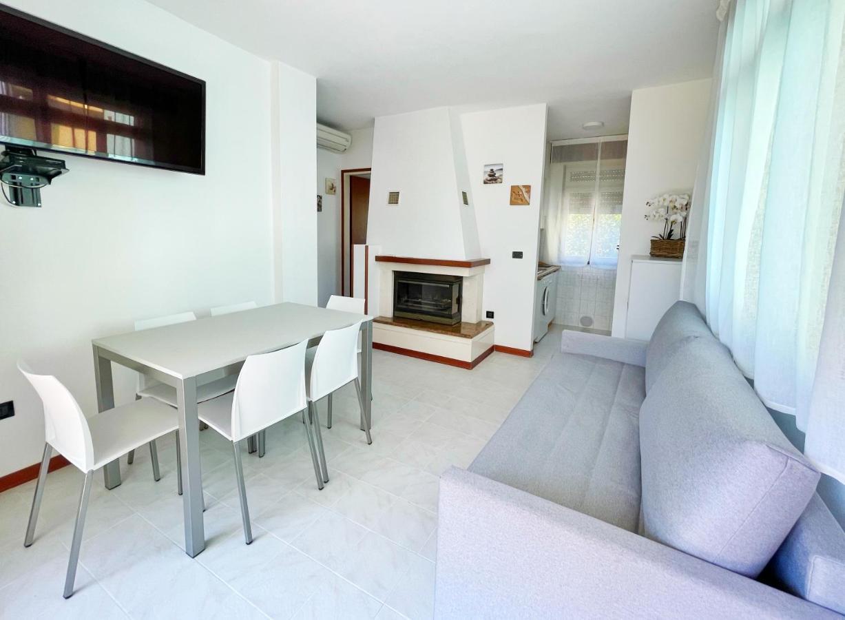 Villa Ivona บิบิโอเน ภายนอก รูปภาพ